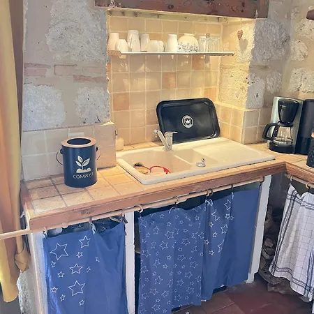 Maison Les Gourrets فندق