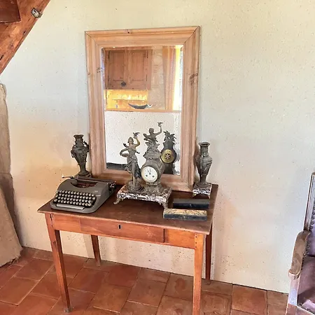 فندق Maison Les Gourrets 3*